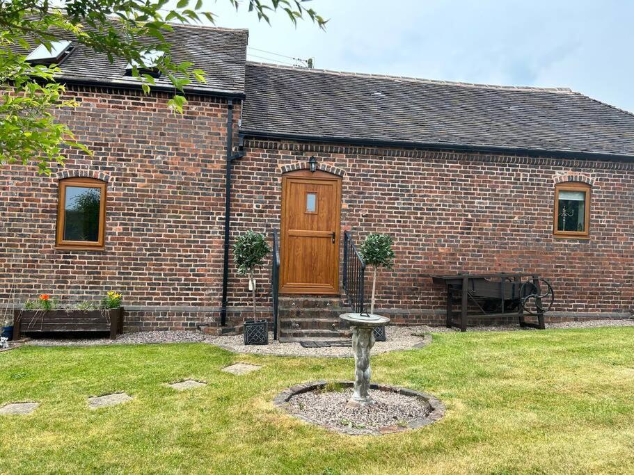 Holmleigh Annexe Apartment Tamworth Exterior photo